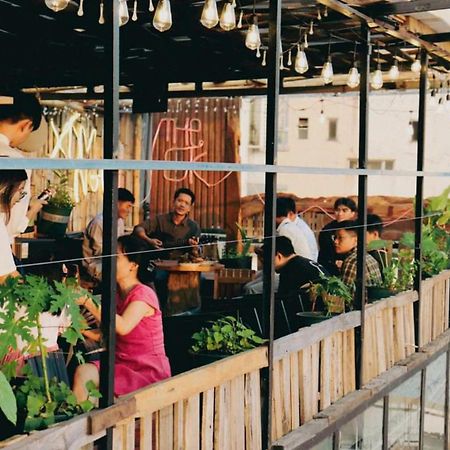 The Gk House Hostel, Ecolliving, Central City, Natural Wooden, Chill View Rooftop, Restaurant And Cocktail Bar Хошимин Екстериор снимка
