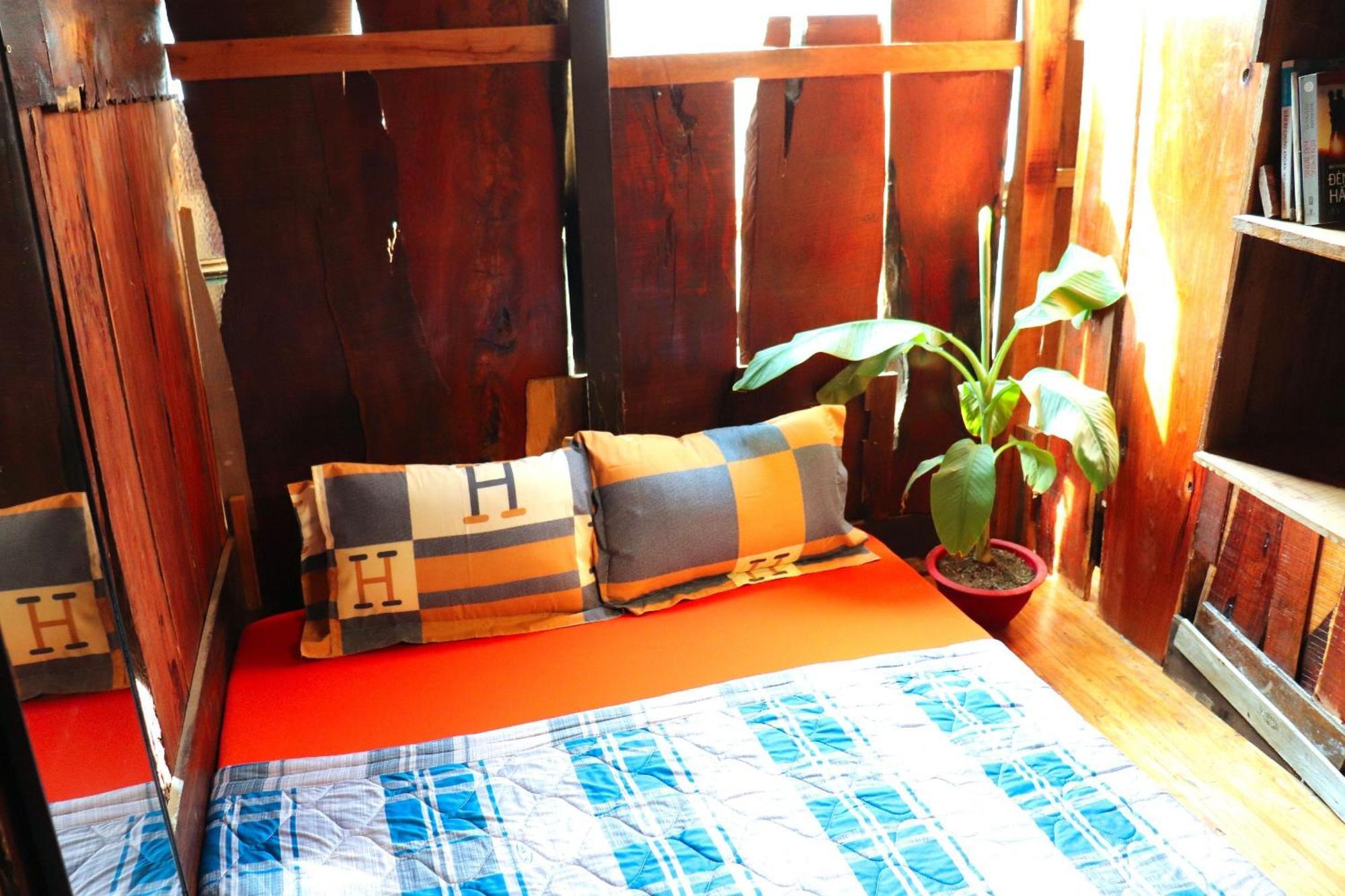 The Gk House Hostel, Ecolliving, Central City, Natural Wooden, Chill View Rooftop, Restaurant And Cocktail Bar Хошимин Екстериор снимка