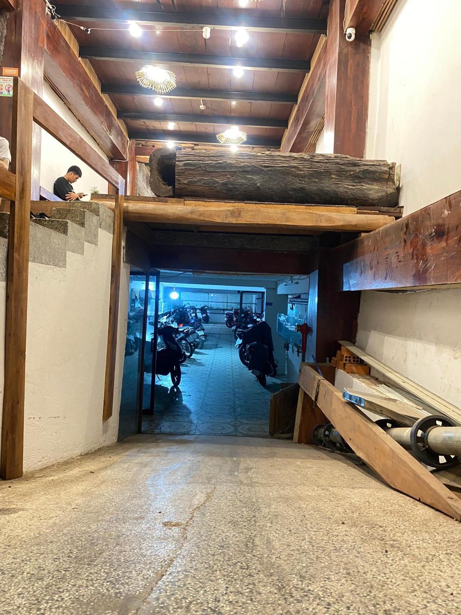 The Gk House Hostel, Ecolliving, Central City, Natural Wooden, Chill View Rooftop, Restaurant And Cocktail Bar Хошимин Екстериор снимка
