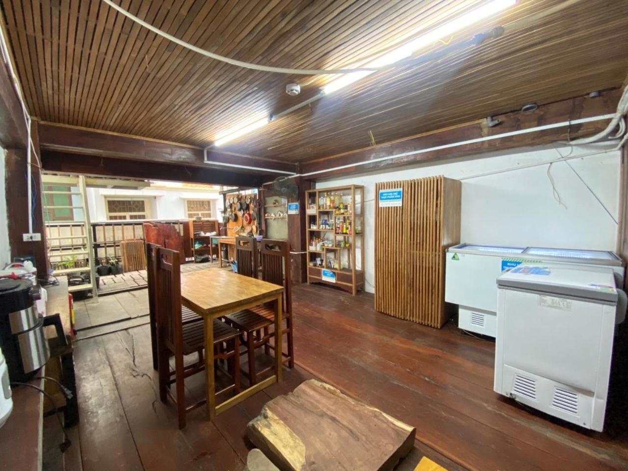The Gk House Hostel, Ecolliving, Central City, Natural Wooden, Chill View Rooftop, Restaurant And Cocktail Bar Хошимин Екстериор снимка