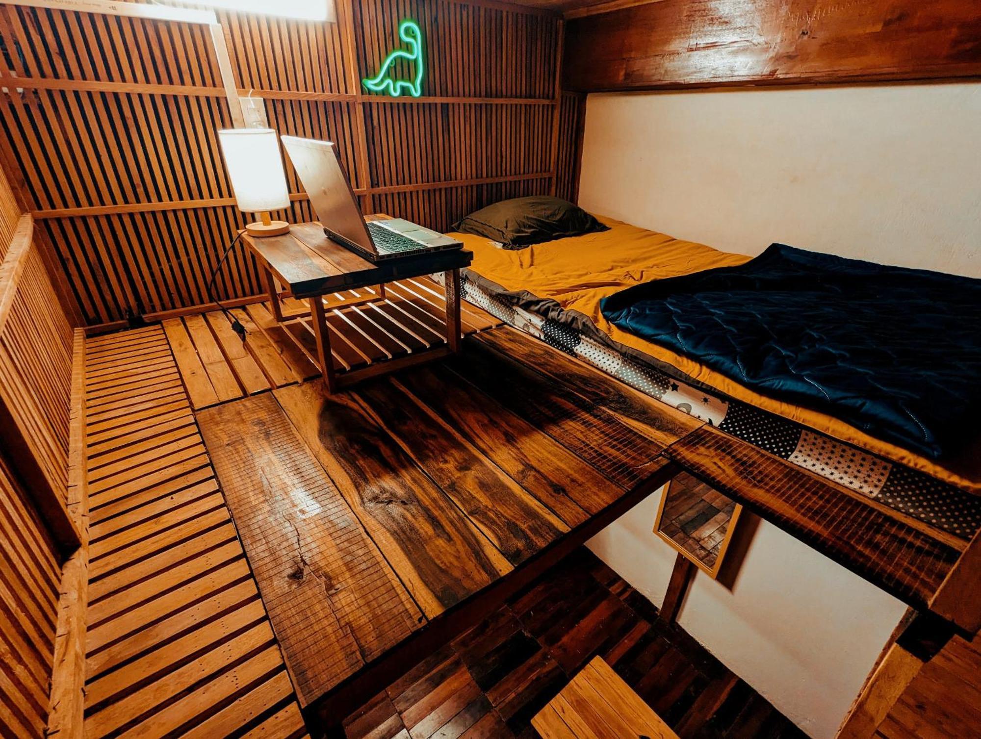 The Gk House Hostel, Ecolliving, Central City, Natural Wooden, Chill View Rooftop, Restaurant And Cocktail Bar Хошимин Екстериор снимка